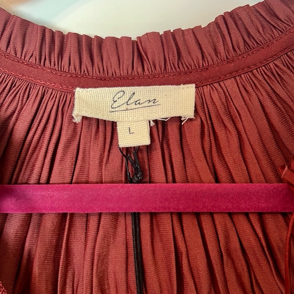 NWT Burgundy Elan Short Sleeve Ruffled Blouse - Picture 4 of 5